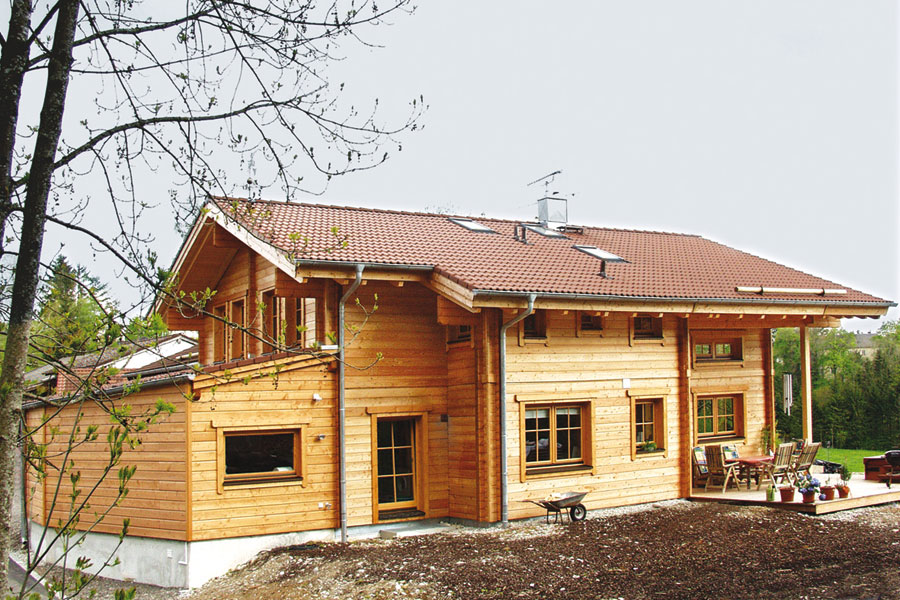 Holzhaus in ThermoBlock-Bauweise "Fasching" (Bayern Block GmbH)