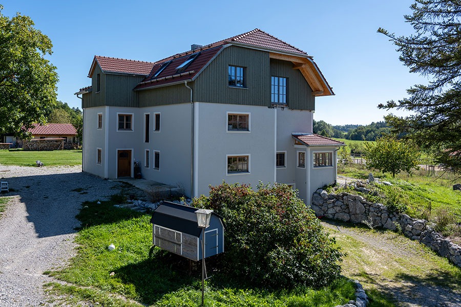 Aufstockung in Holzbauweise beim Minihof am Ammersee
